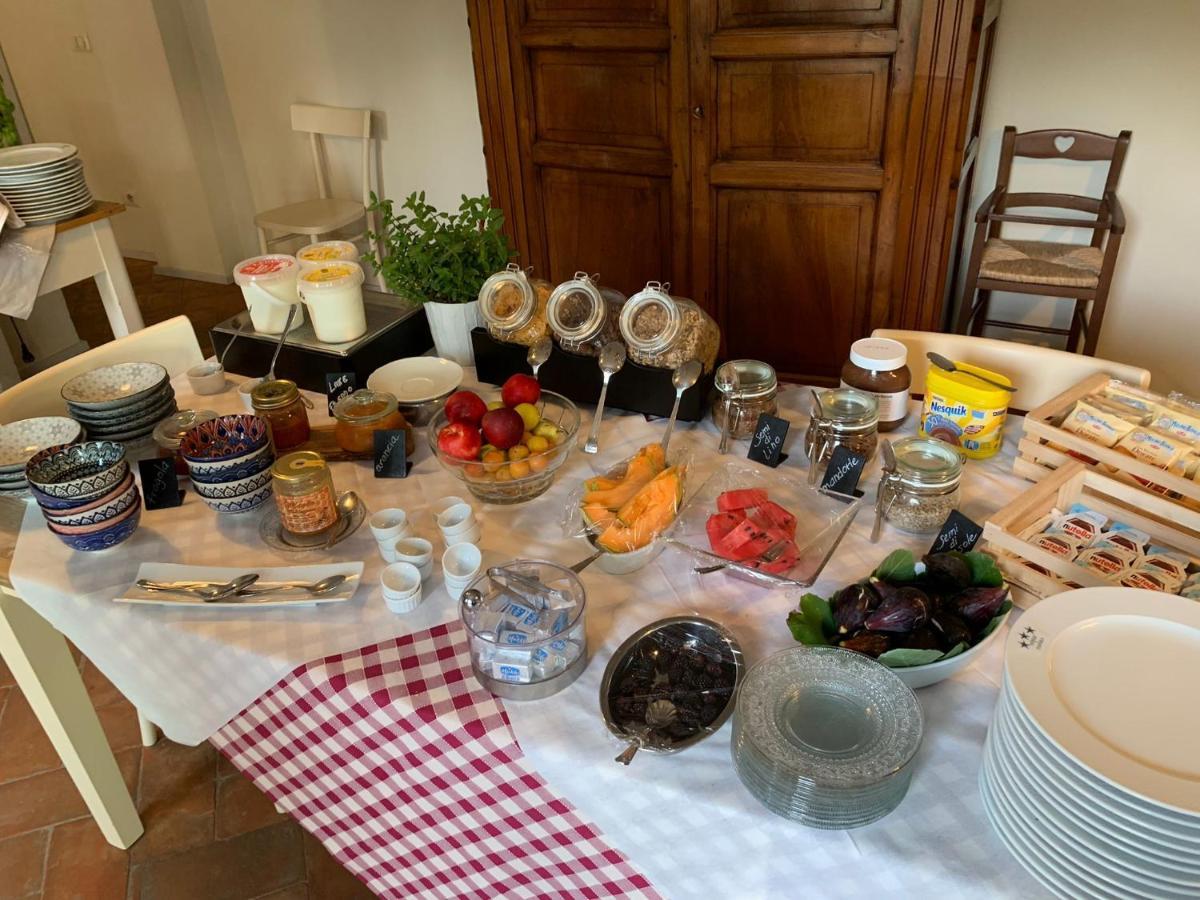 Agriturismo Poderedodici 奥尔贝泰洛 外观 照片
