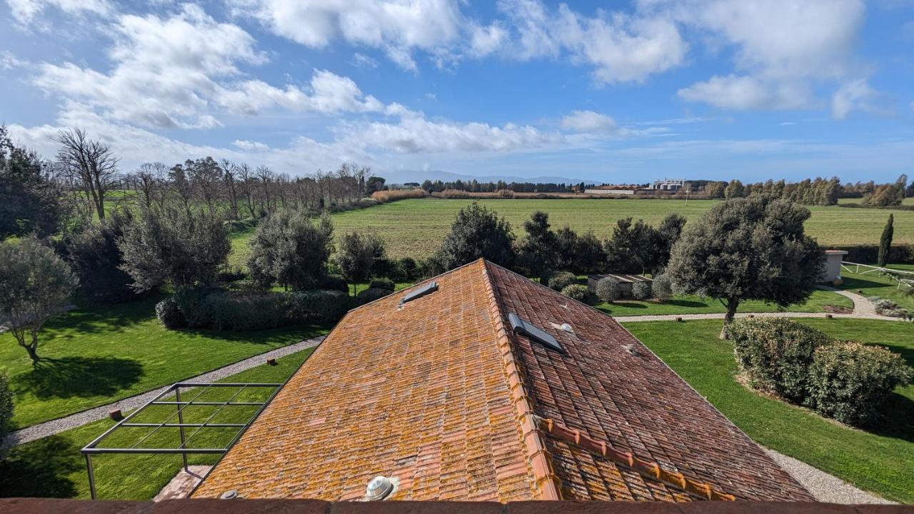Agriturismo Poderedodici 奥尔贝泰洛 外观 照片