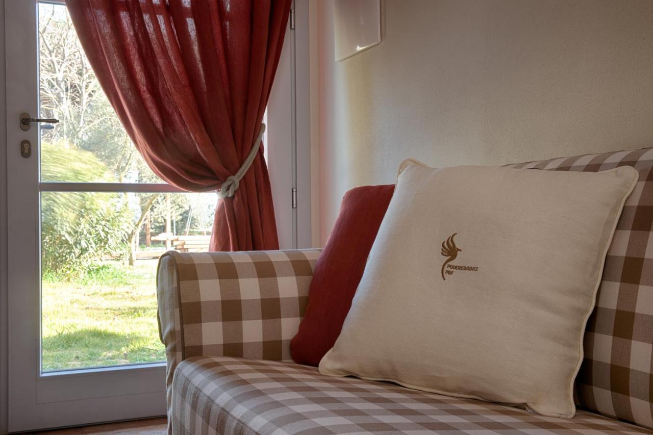 Agriturismo Poderedodici 奥尔贝泰洛 外观 照片