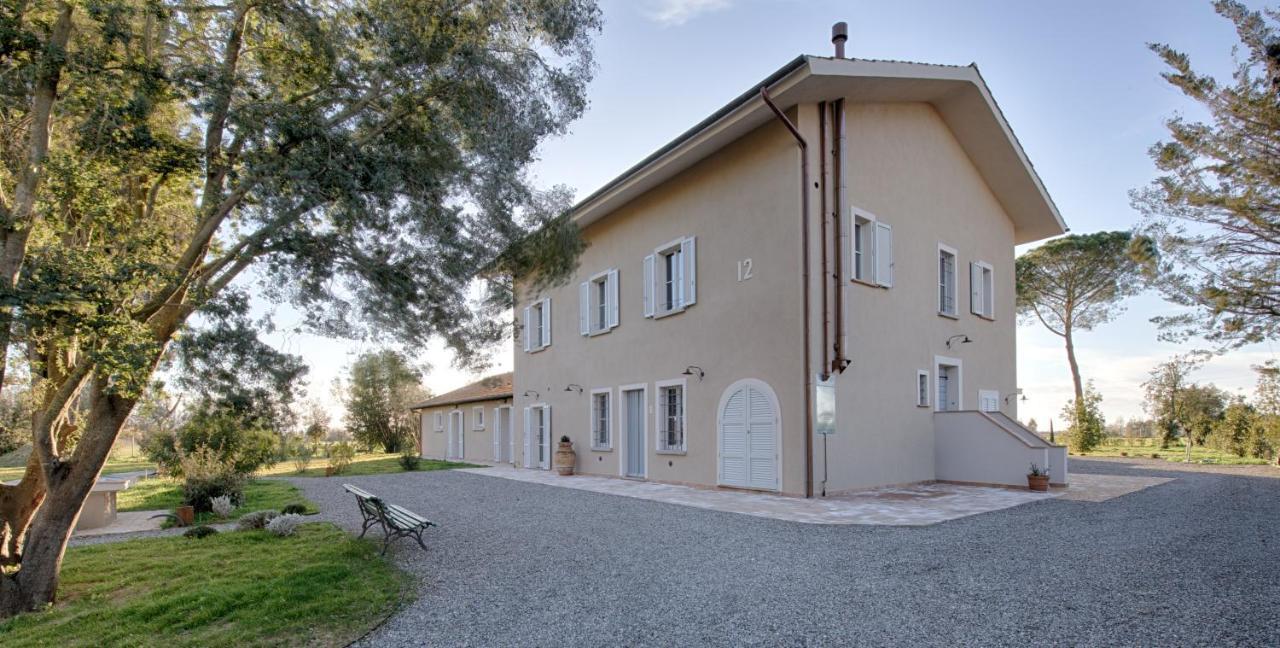 Agriturismo Poderedodici 奥尔贝泰洛 外观 照片